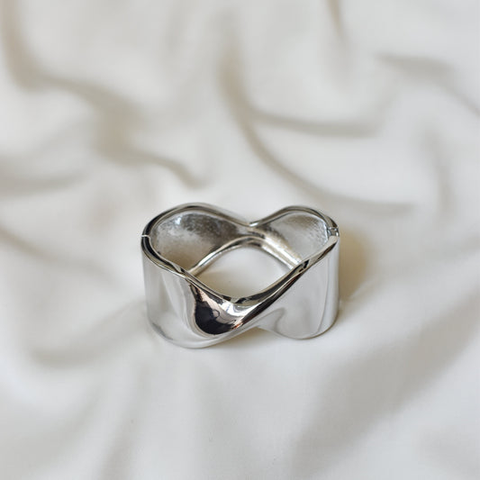 Wave Bangle
